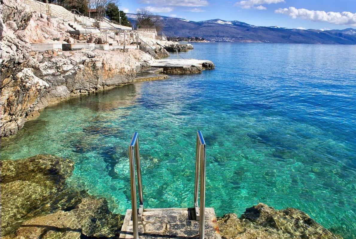 Apartma Cozy Near The Sea *