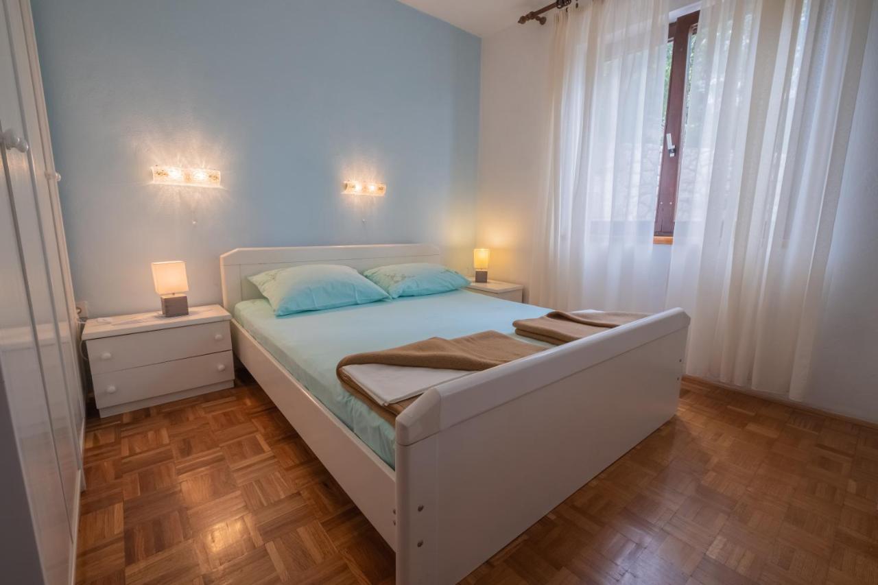 Apartment Cozy Near The Sea Novi Vinodolski