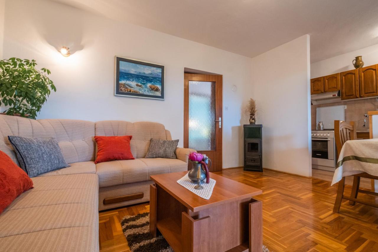 Cozy Near The Sea Apartment *
